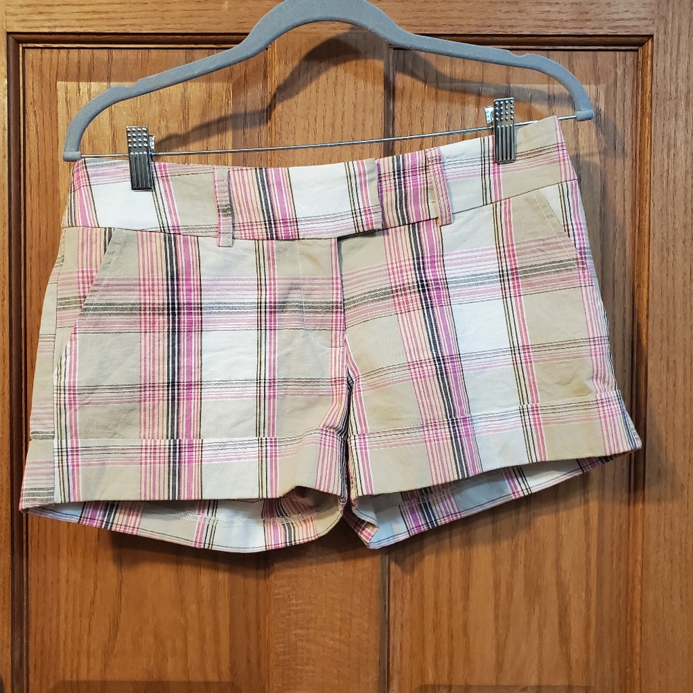 💥💥3/$15💥💥Necessary Objects Women's Shorts - Picture 2 of 9